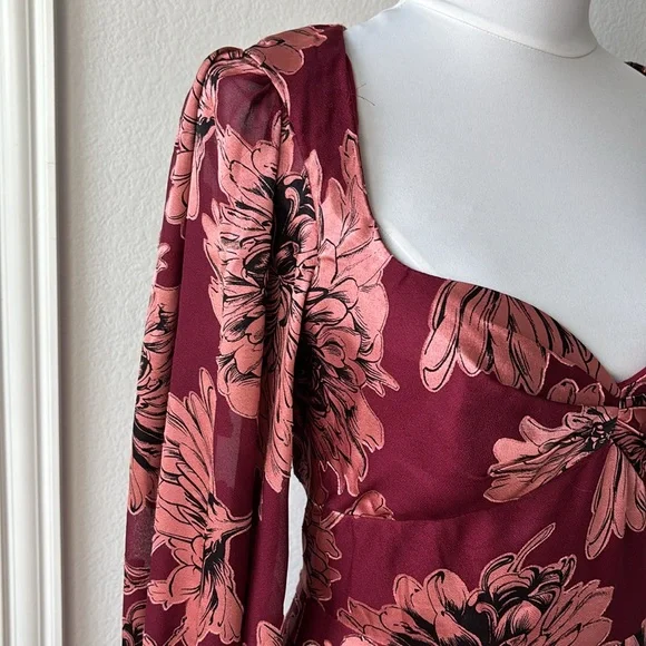 Theia Red Long Sleeve Gown with Sweetheart Neckline - Picture 8 of 11